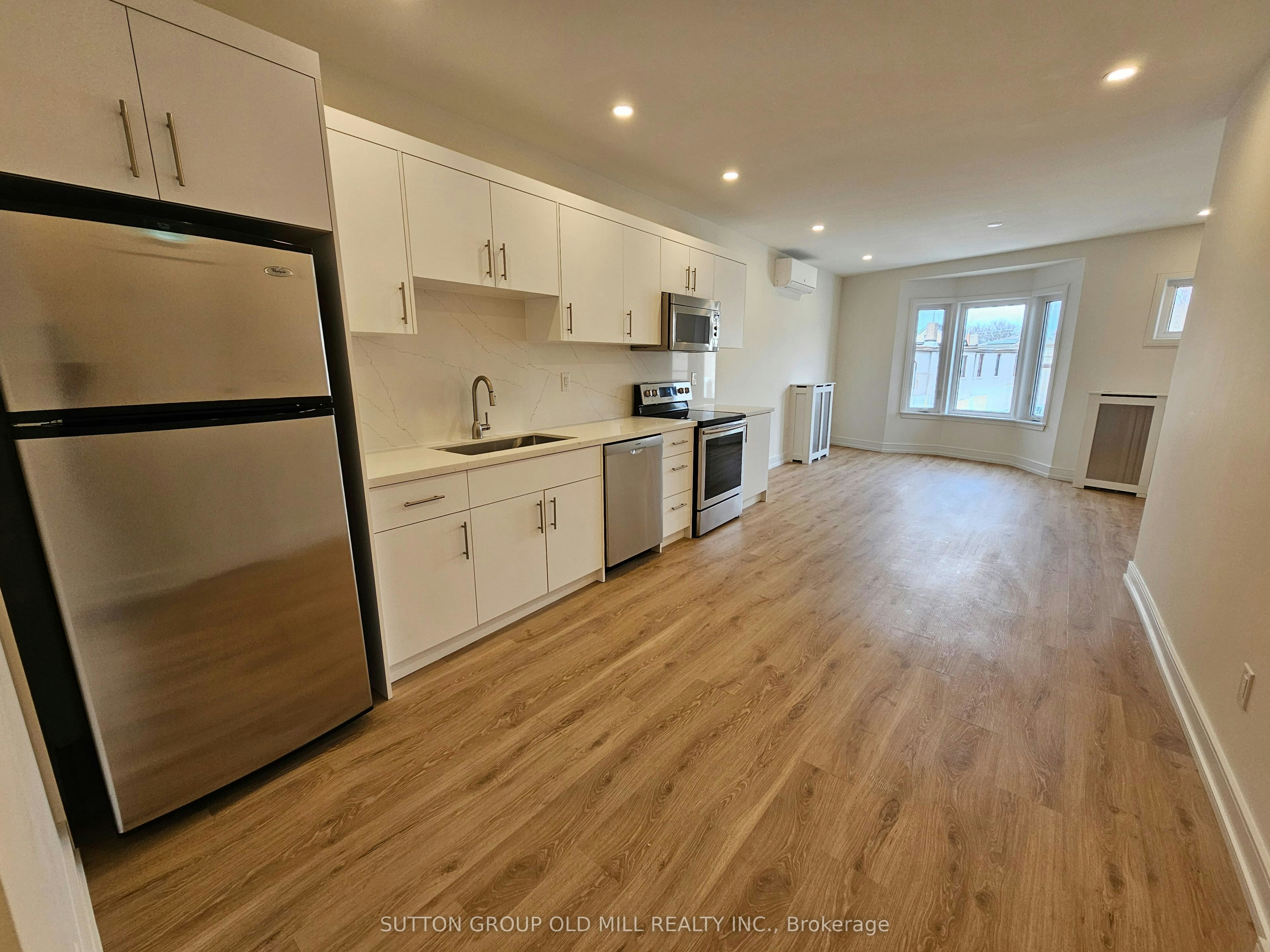 2nd Floor-3293 Dundas Street W, Toronto, ON, M6P 2A5