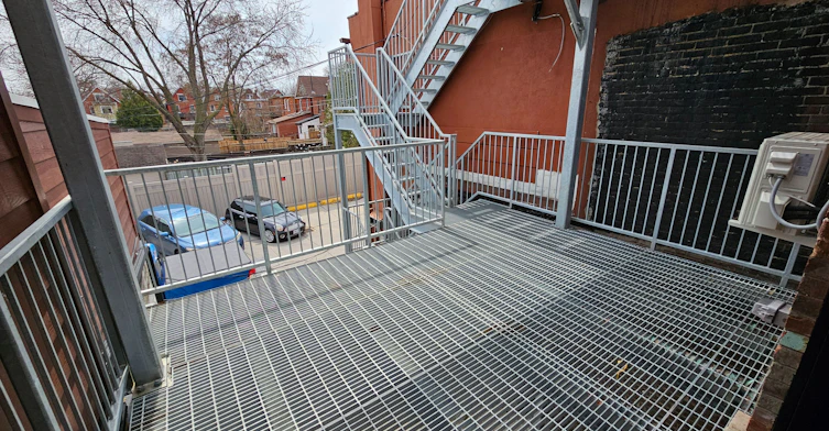 2nd Floor-3293 Dundas Street W, Toronto, ON, M6P 2A5 - 9