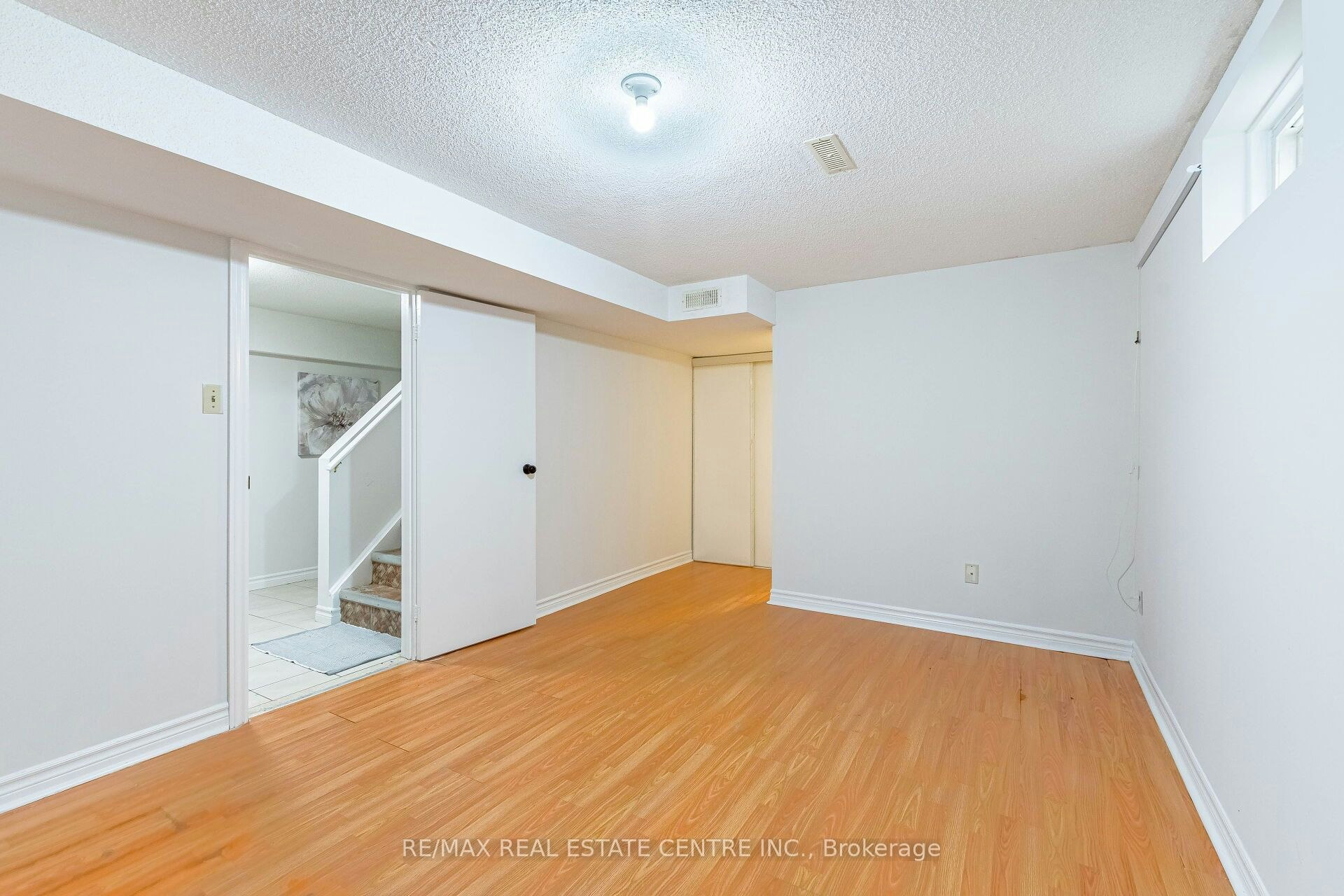 1124 Shagbark Crescent, Mississauga, ON, L5C 3N7 - 27