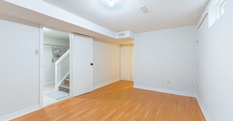 1124 Shagbark Crescent, Mississauga, ON, L5C 3N7 - 27