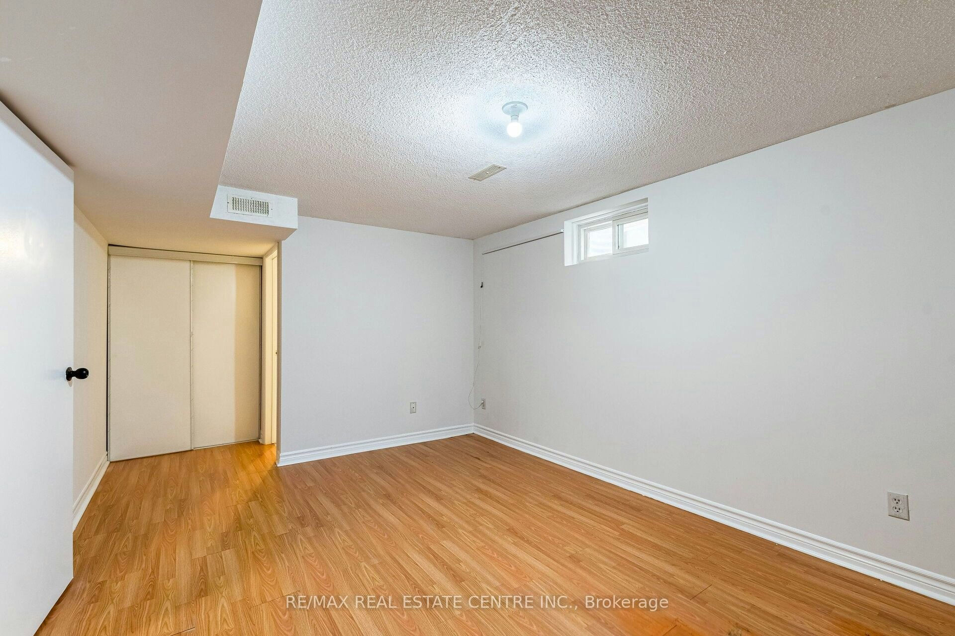 1124 Shagbark Crescent, Mississauga, ON, L5C 3N7 - 26