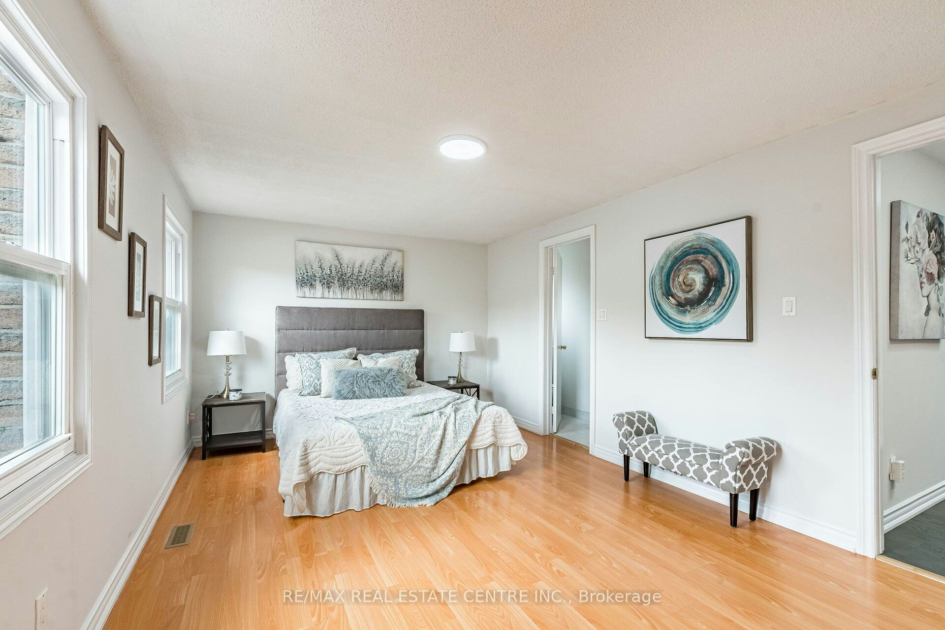 1124 Shagbark Crescent, Mississauga, ON, L5C 3N7 - 17
