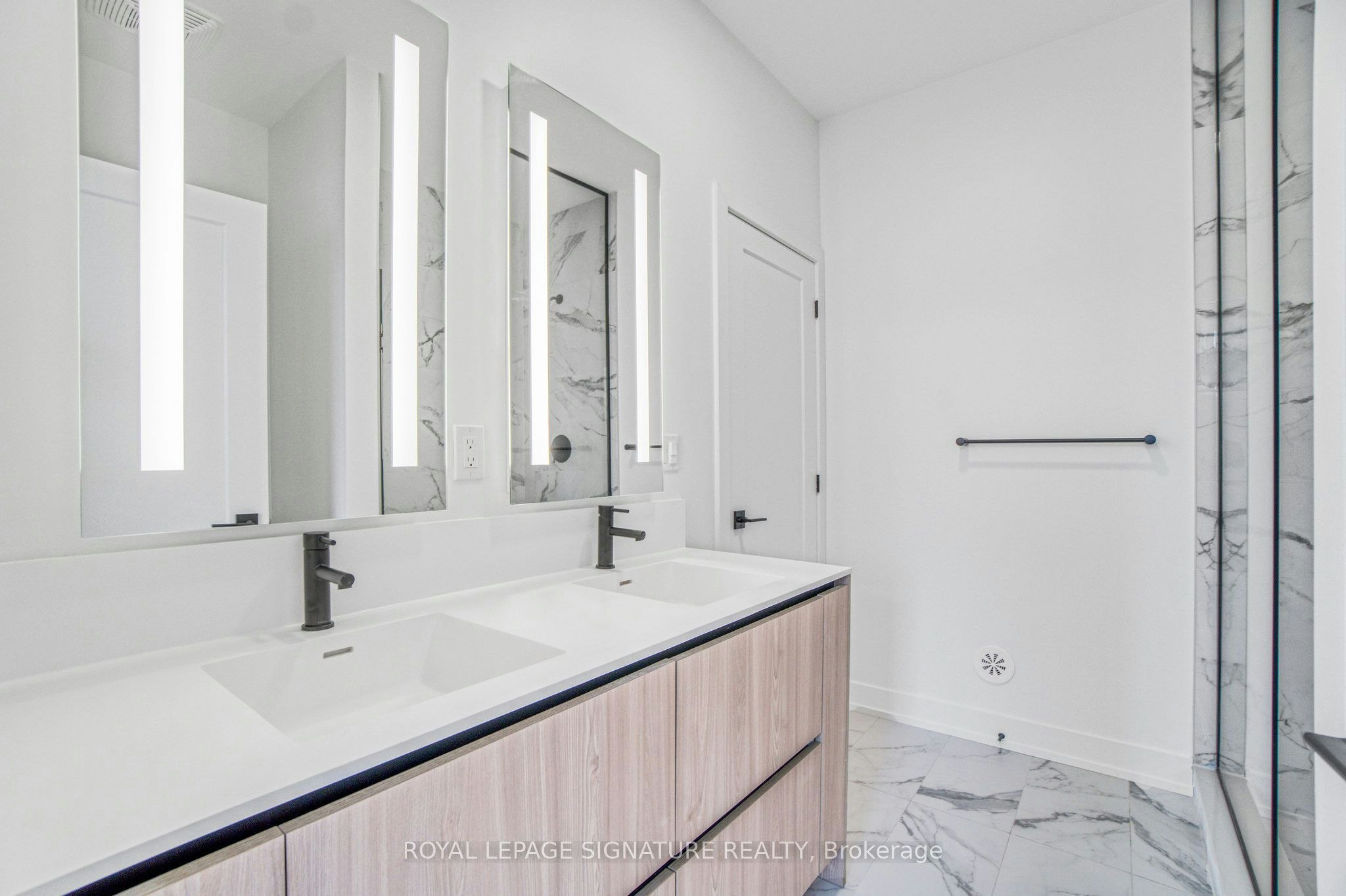 47-40 Lou Parsons Way S, Mississauga, ON, L5H 0B2 - 25