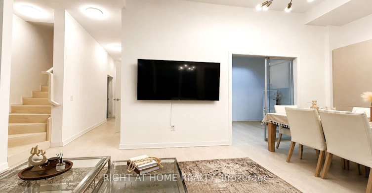 6001-3900 Confederation Parkway, Mississauga, ON, L5B 0M3 - 11