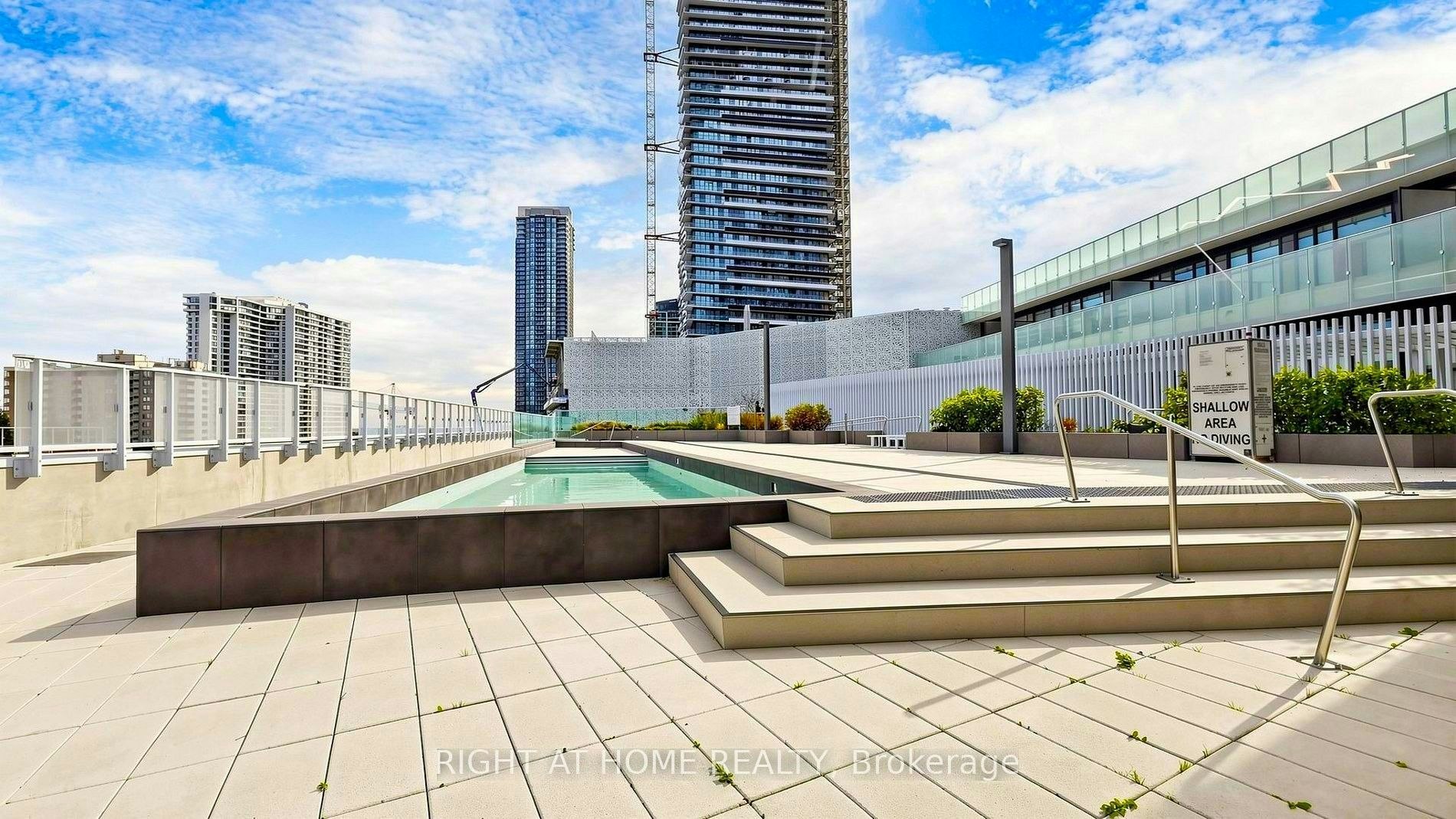6001-3900 Confederation Parkway, Mississauga, ON, L5B 0M3 - 32