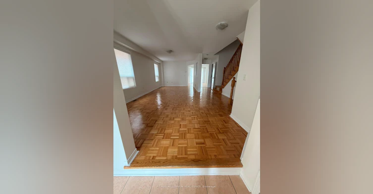 4 Flower Trail, Brampton, ON, L6P 1P1 - 3