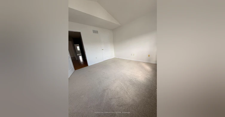 4 Flower Trail, Brampton, ON, L6P 1P1 - 10