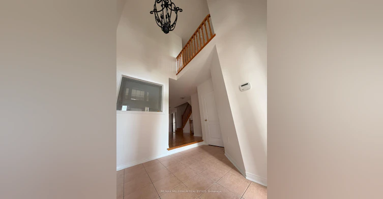 4 Flower Trail, Brampton, ON, L6P 1P1 - 7