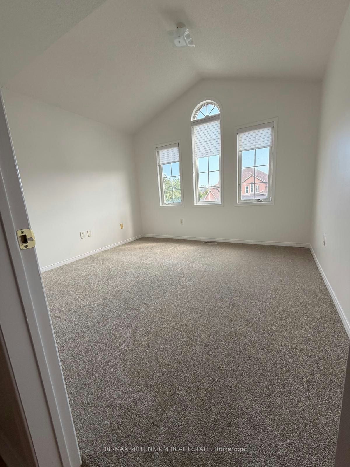 4 Flower Trail, Brampton, ON, L6P 1P1 - 21