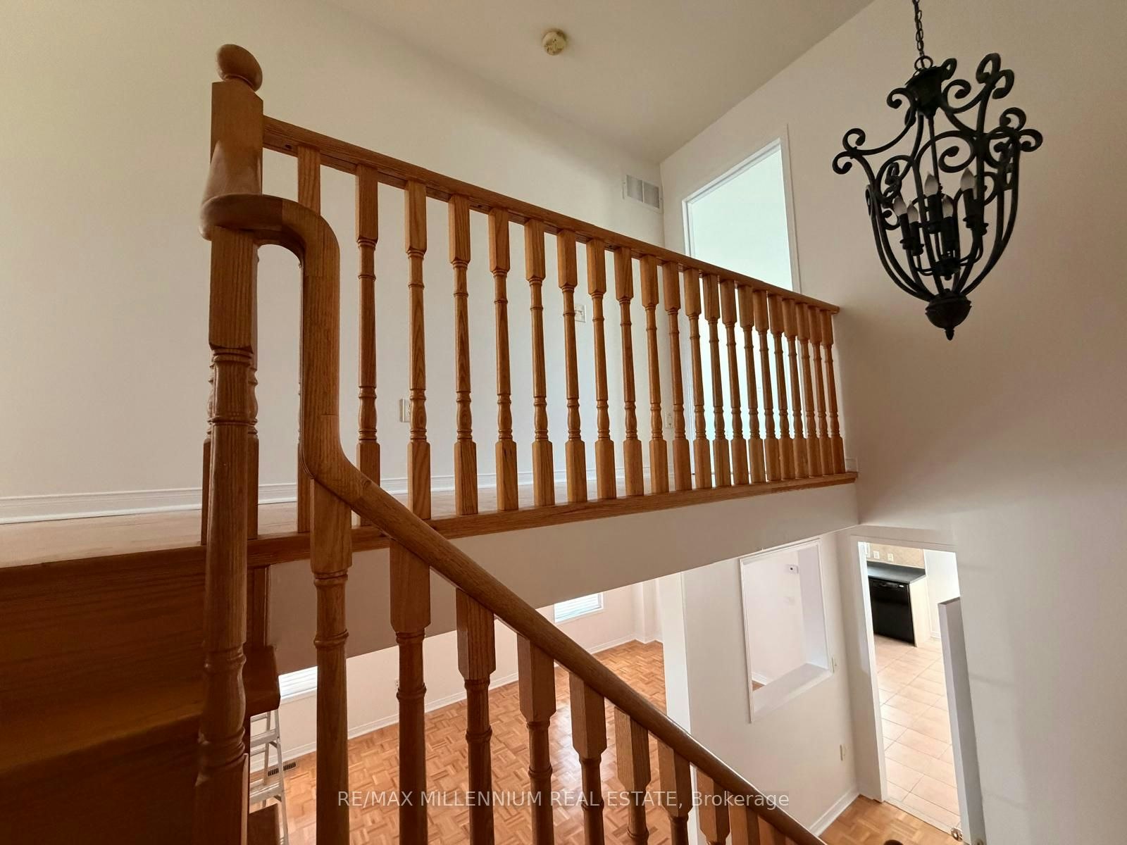 4 Flower Trail, Brampton, ON, L6P 1P1 - 2
