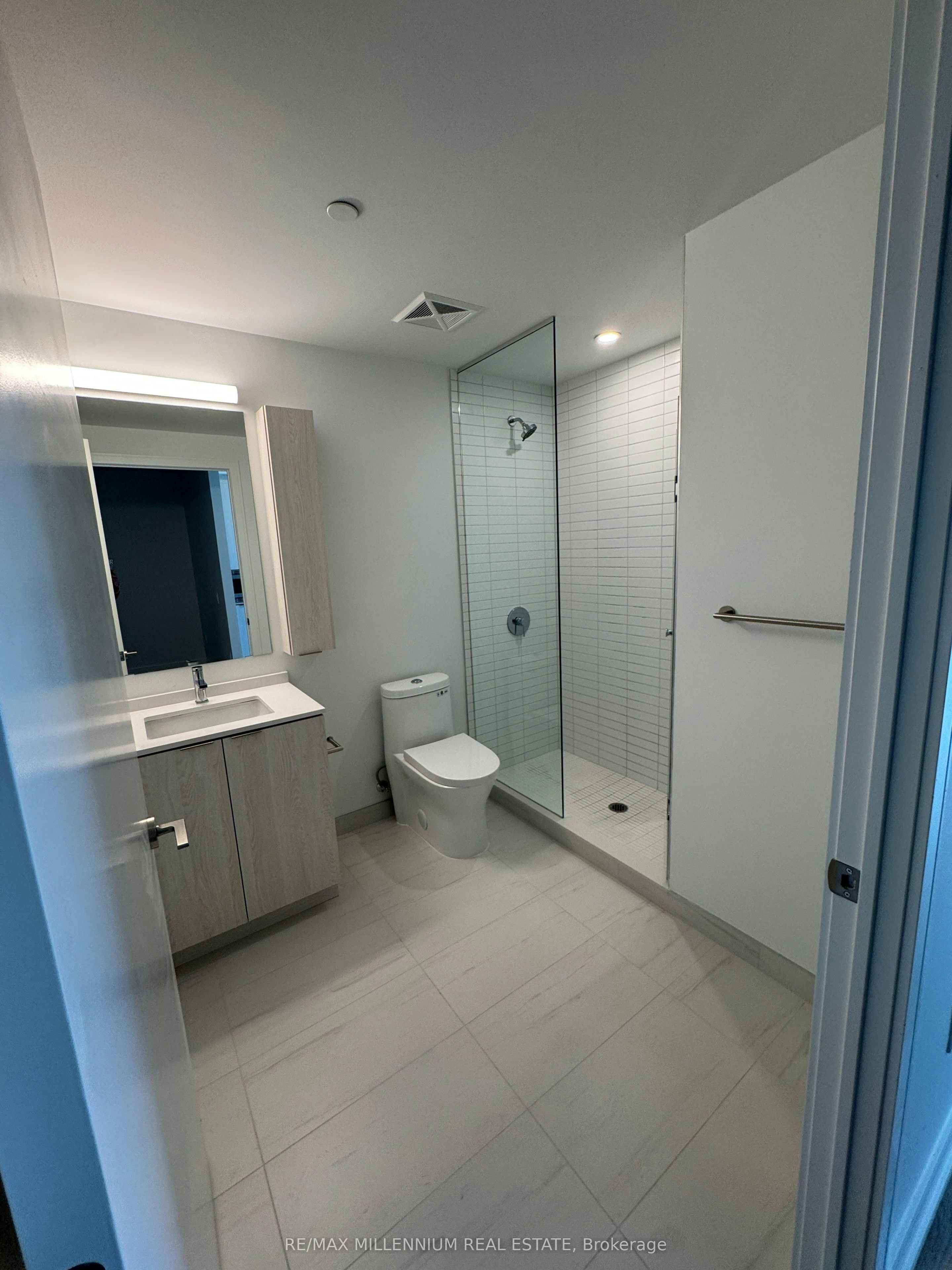 729-3009 Novar Road, Mississauga, ON, L5B 0P9 - 9