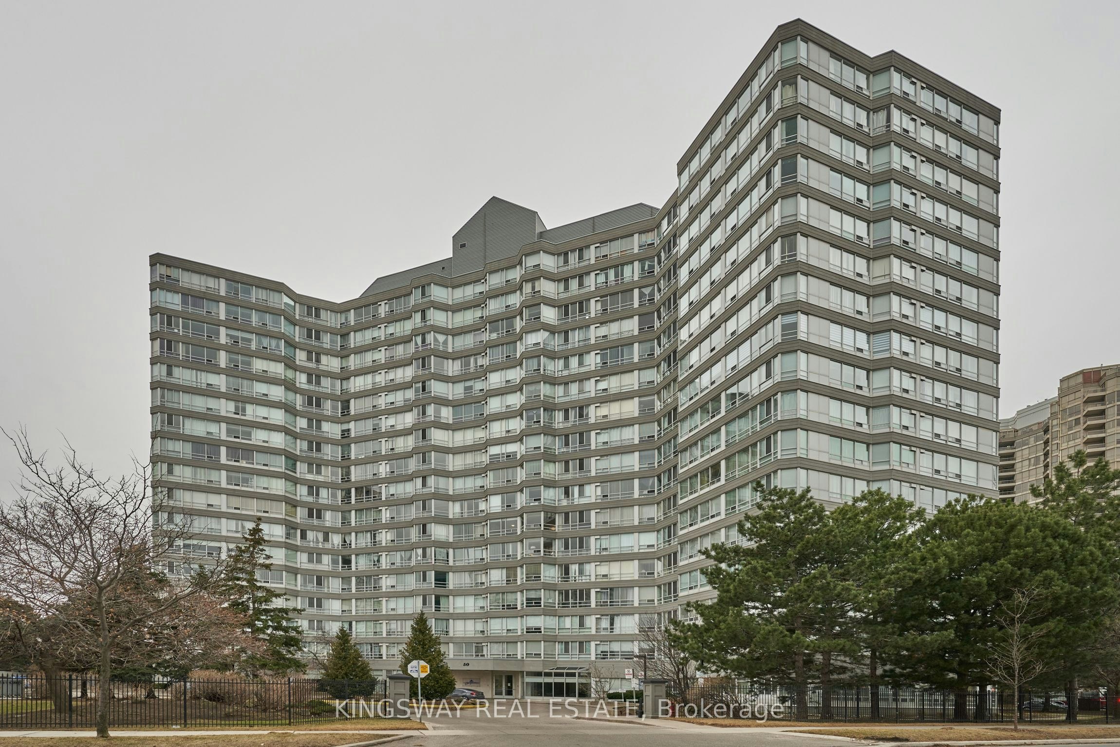 510-50 Kingsbridge Garden Circle, Mississauga, ON, L5R 1Y2
