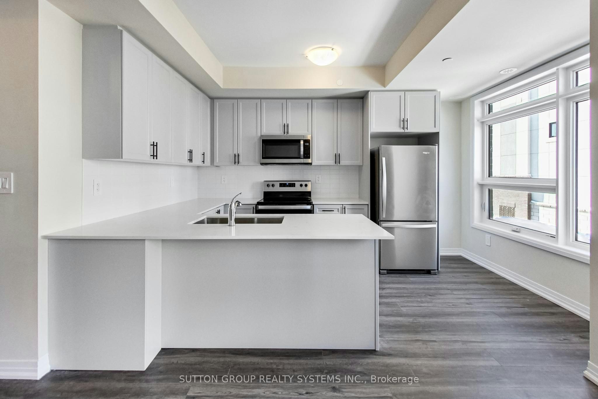 114-1585 Rose Way, Milton, ON, L9E 0J2