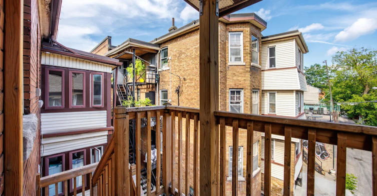 9-97 Northcliffe Boulevard, Toronto, ON, M6H 3H3 - 19