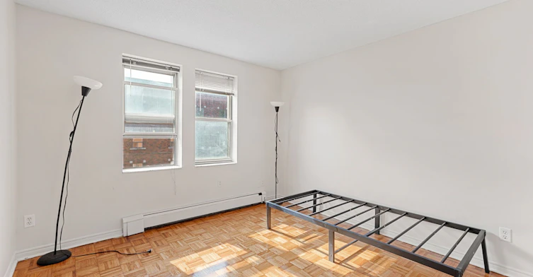 9-97 Northcliffe Boulevard, Toronto, ON, M6H 3H3 - 6