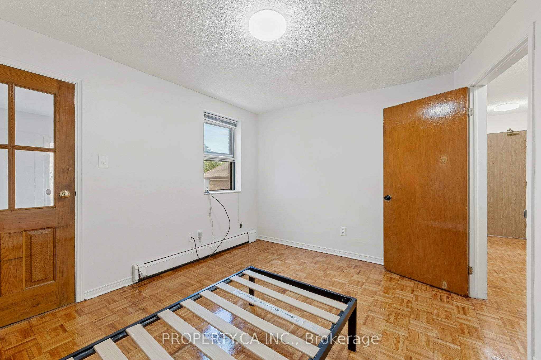 9-97 Northcliffe Boulevard, Toronto, ON, M6H 3H3 - 13