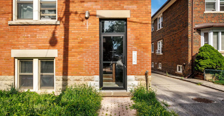9-97 Northcliffe Boulevard, Toronto, ON, M6H 3H3 - 4
