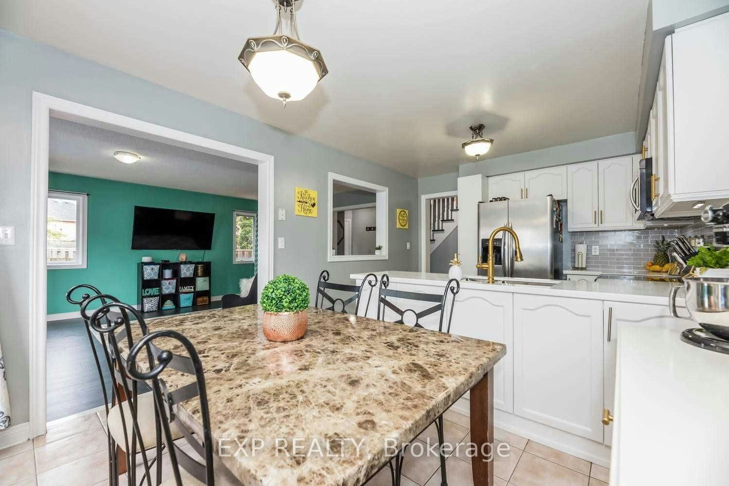 65 Pressed Brick Drive, Brampton, ON, L6V 4K5 - 10