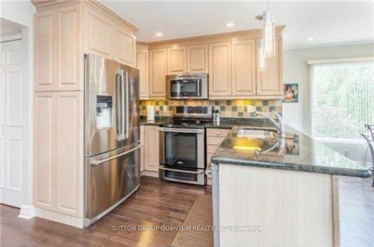 6509 Eastridge Road, Mississauga, ON, L5N 4K9 - 3