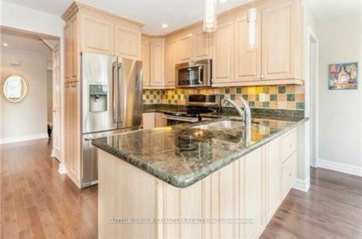 6509 Eastridge Road, Mississauga, ON, L5N 4K9 - 4