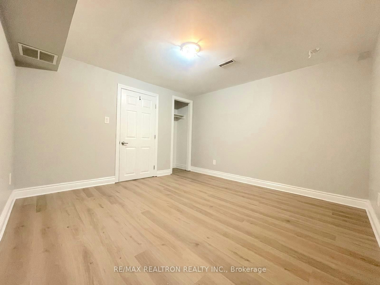 Lower-365 Mississauga Vly Boulevard, Mississauga, ON, L5A 1Y9 - 13