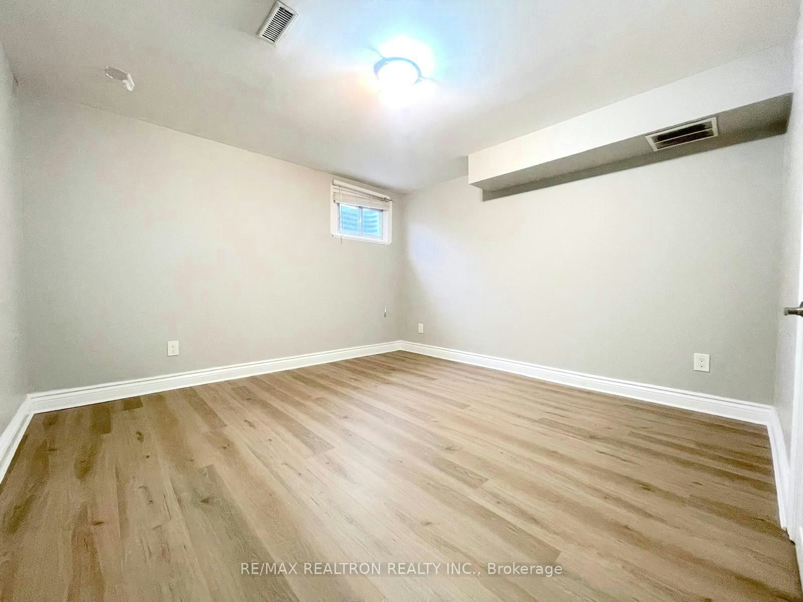 Lower-365 Mississauga Vly Boulevard, Mississauga, ON, L5A 1Y9 - 12