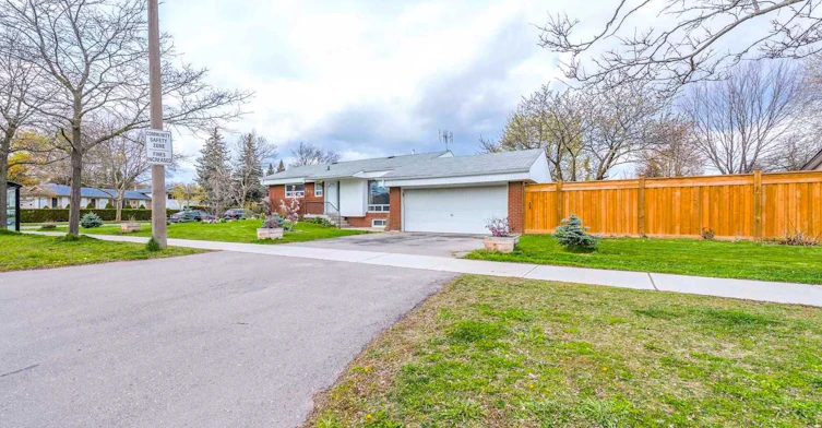 Lower-365 Mississauga Vly Boulevard, Mississauga, ON, L5A 1Y9 - 3