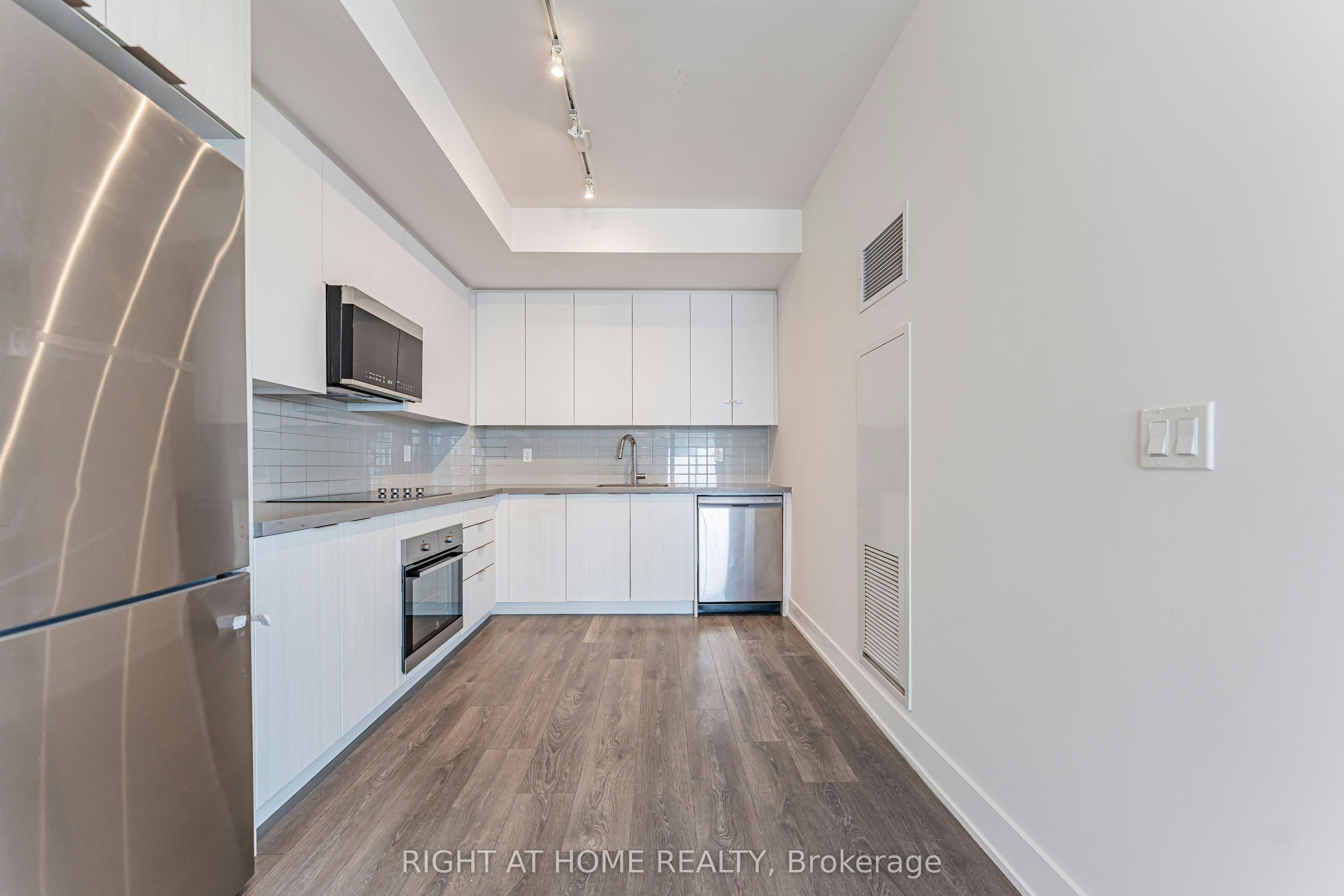 1208-297 Oak Walk Drive, Oakville, ON, L6H 3R6 - 6