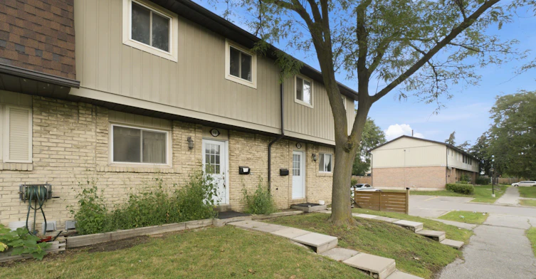 68-93 Hansen Road, Brampton, ON, L6V 3C8
