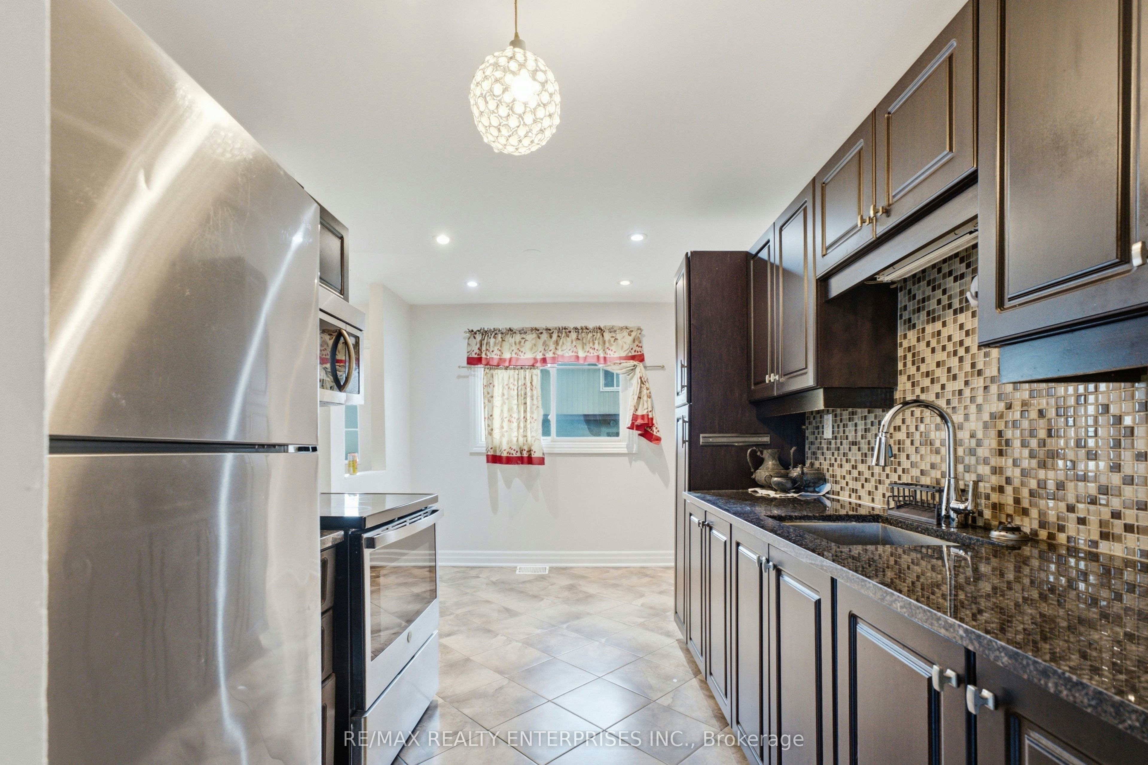68-93 Hansen Road, Brampton, ON, L6V 3C8 - 7