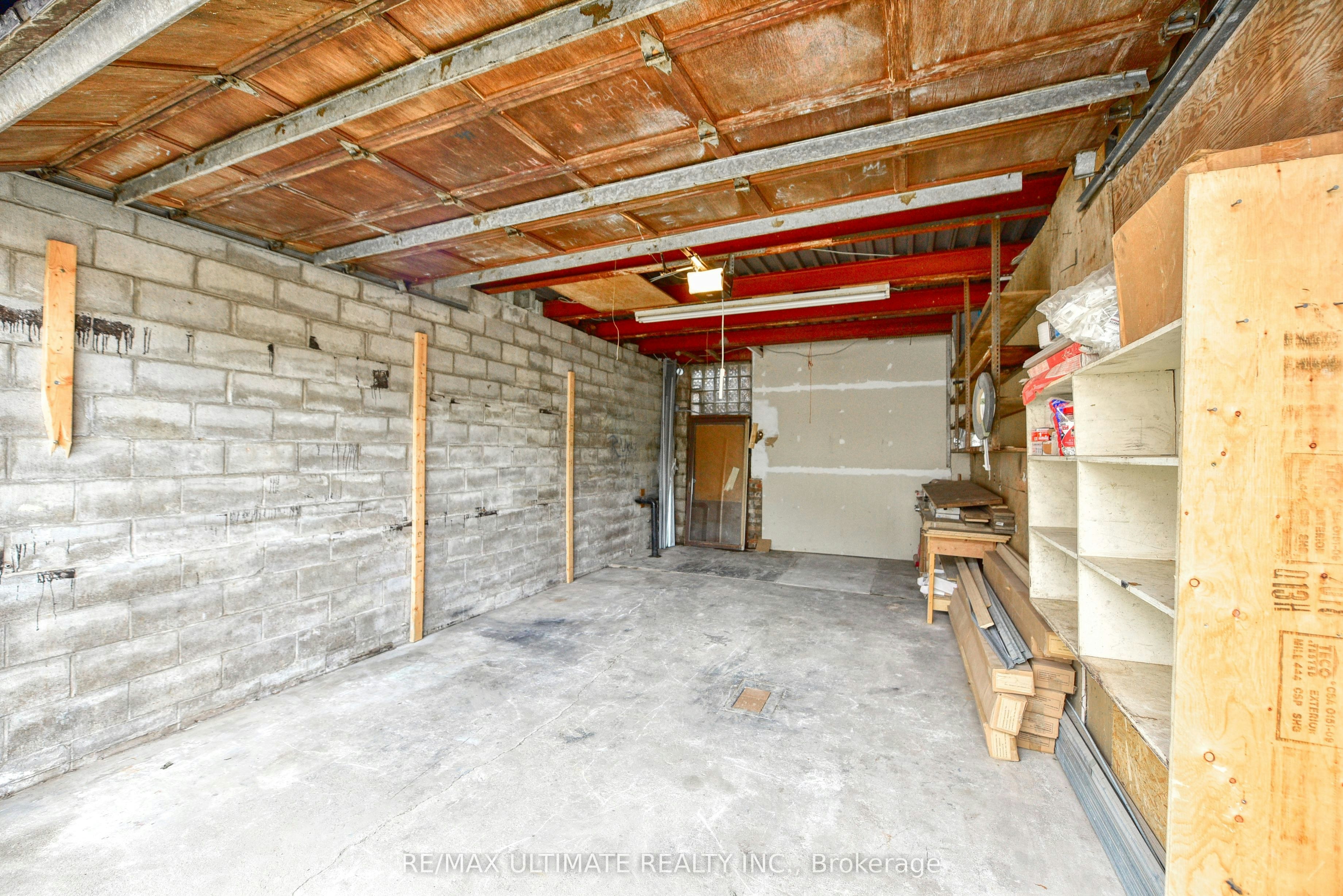Main Floor-8 Corby Avenue, Toronto, ON, M6E 1V1 - 15