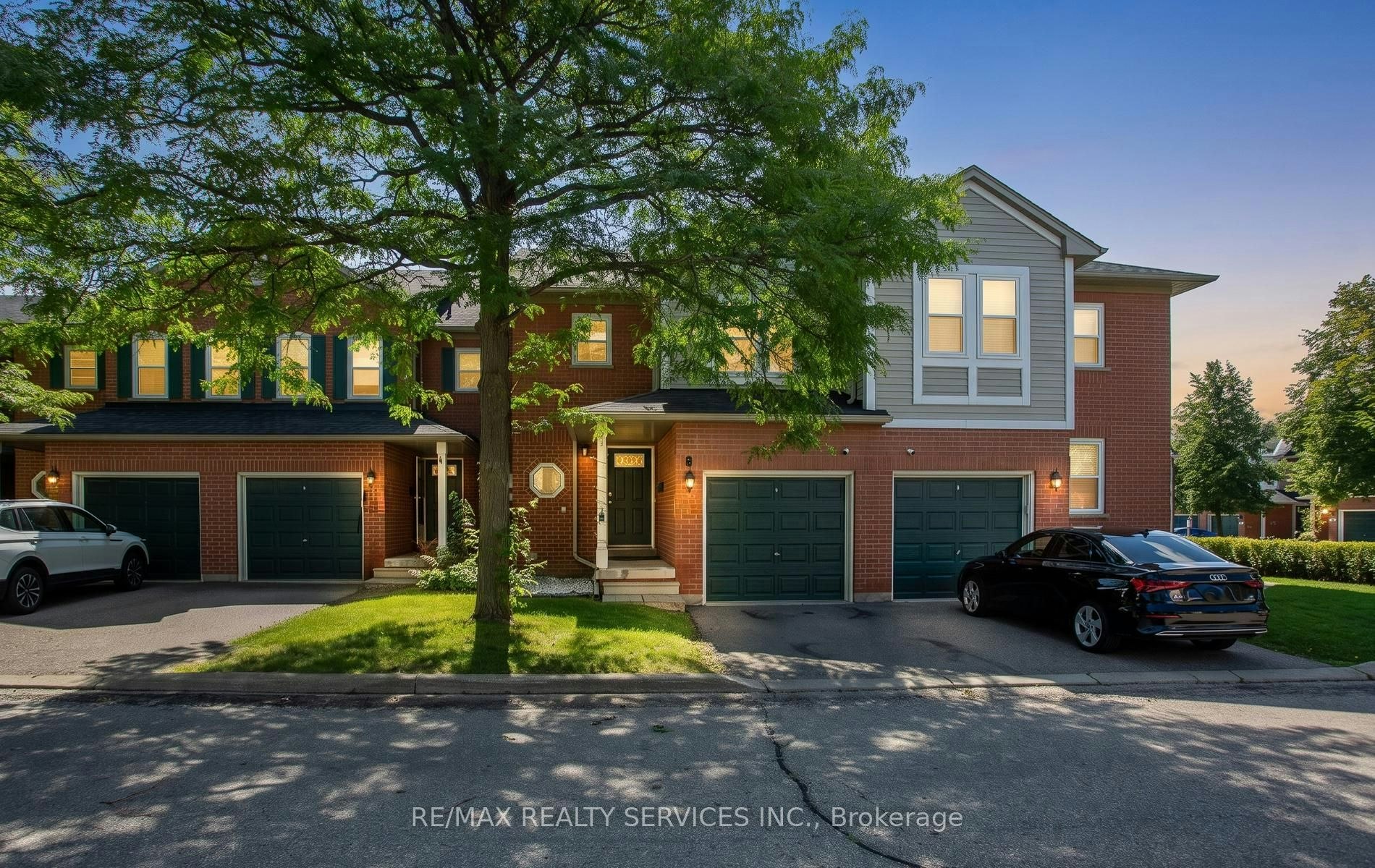 40-5659 Glen Erin Drive, Mississauga, ON, L5M 5P2
