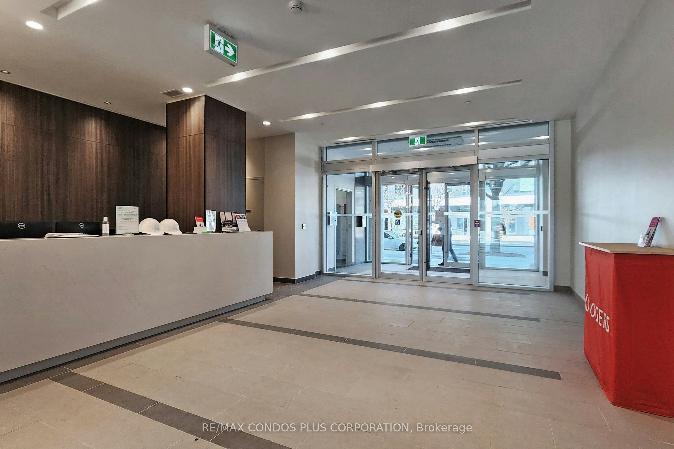 710-1787 St Clair Avenue W, Toronto, ON, M6N 0B7 - 4