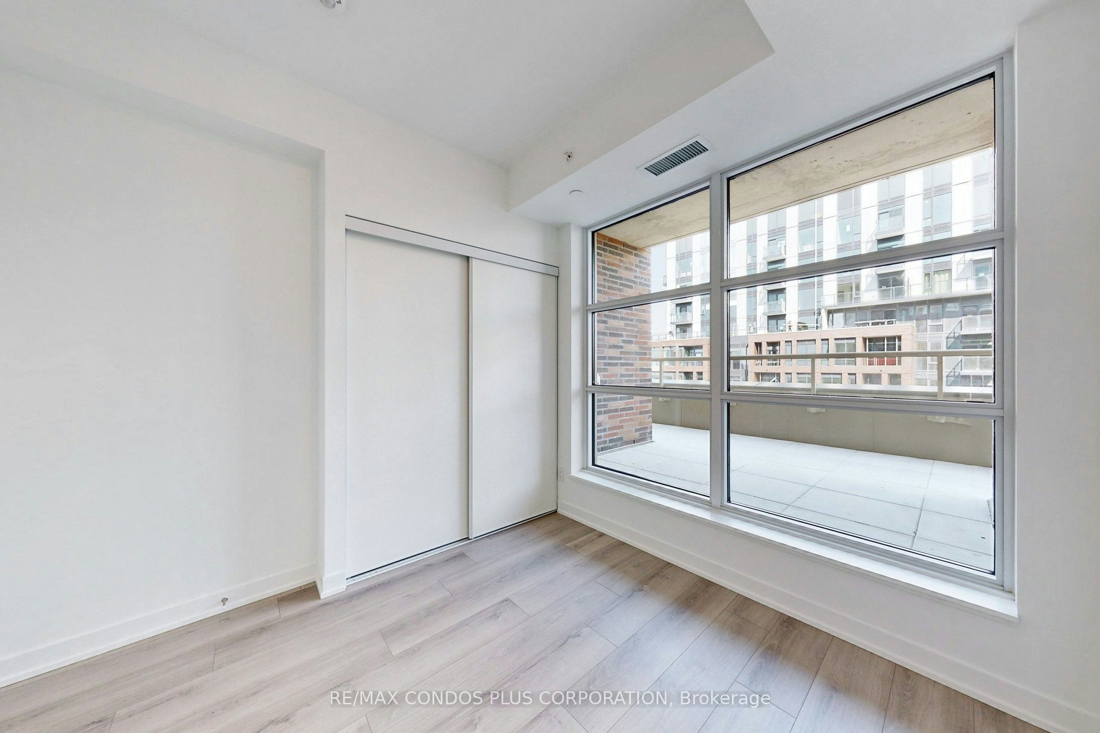 710-1787 St Clair Avenue W, Toronto, ON, M6N 0B7 - 26