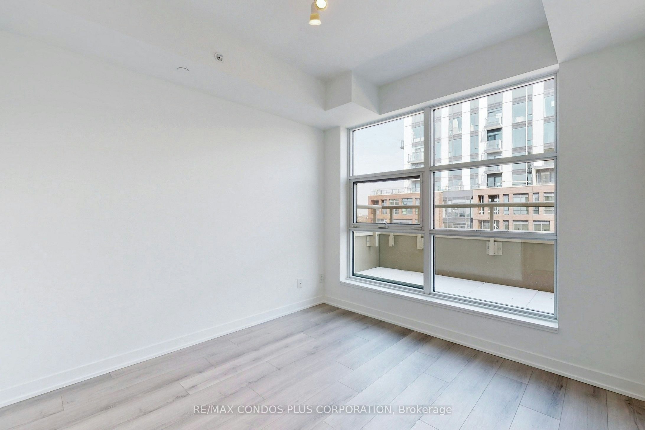 710-1787 St Clair Avenue W, Toronto, ON, M6N 0B7 - 17
