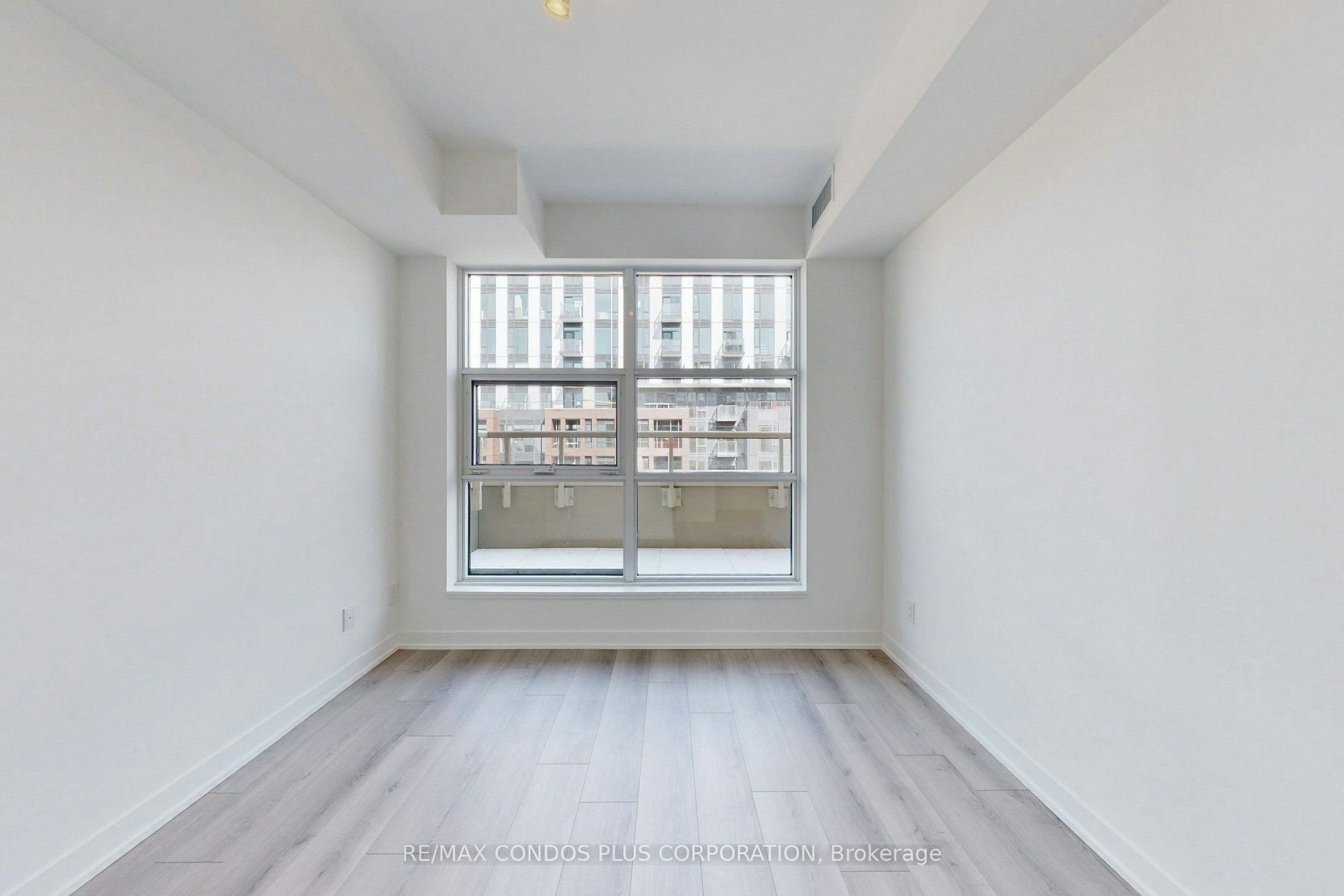 710-1787 St Clair Avenue W, Toronto, ON, M6N 0B7 - 18