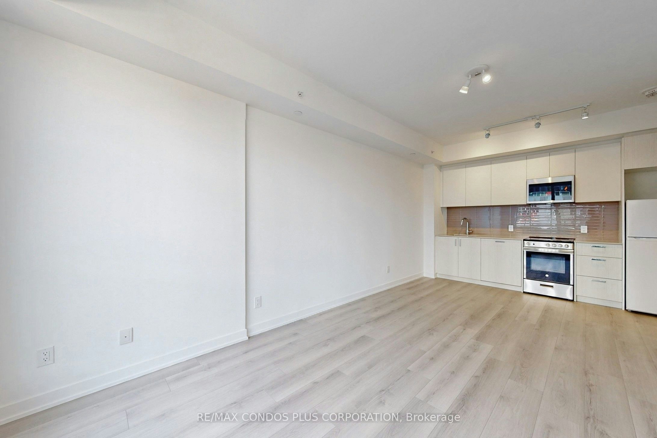 710-1787 St Clair Avenue W, Toronto, ON, M6N 0B7 - 11