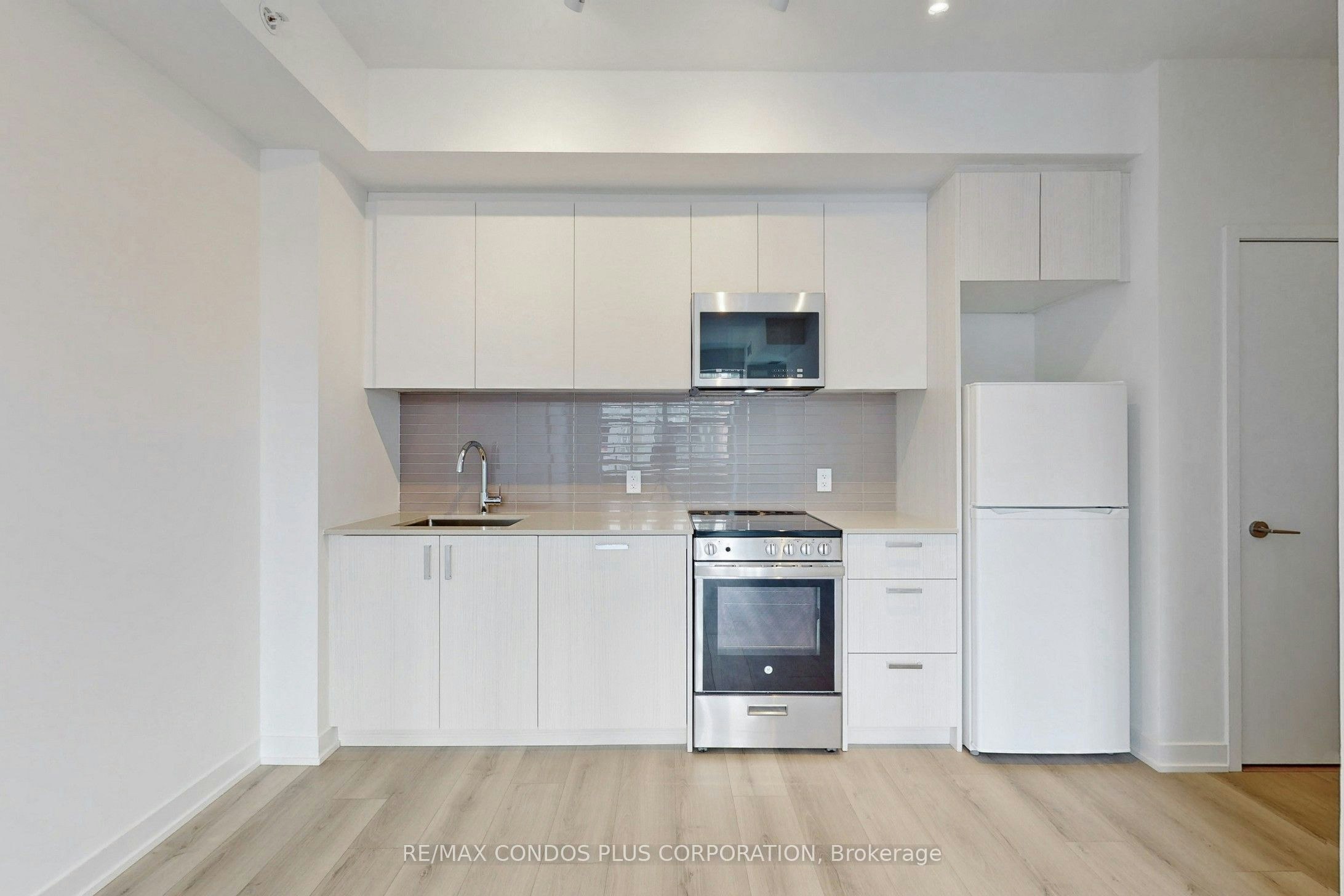 710-1787 St Clair Avenue W, Toronto, ON, M6N 0B7 - 12