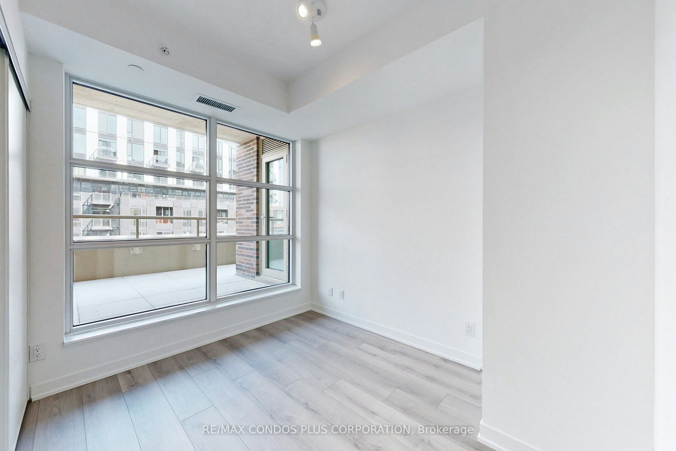 710-1787 St Clair Avenue W, Toronto, ON, M6N 0B7 - 24