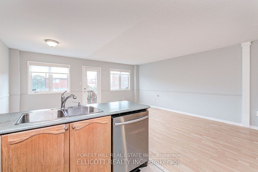 18 San Gabriele Place, Toronto, ON, M9L 3A4 - 12