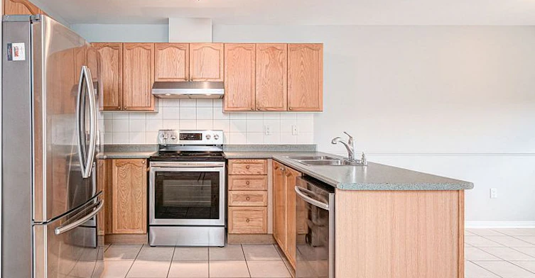 18 San Gabriele Place, Toronto, ON, M9L 3A4 - 10