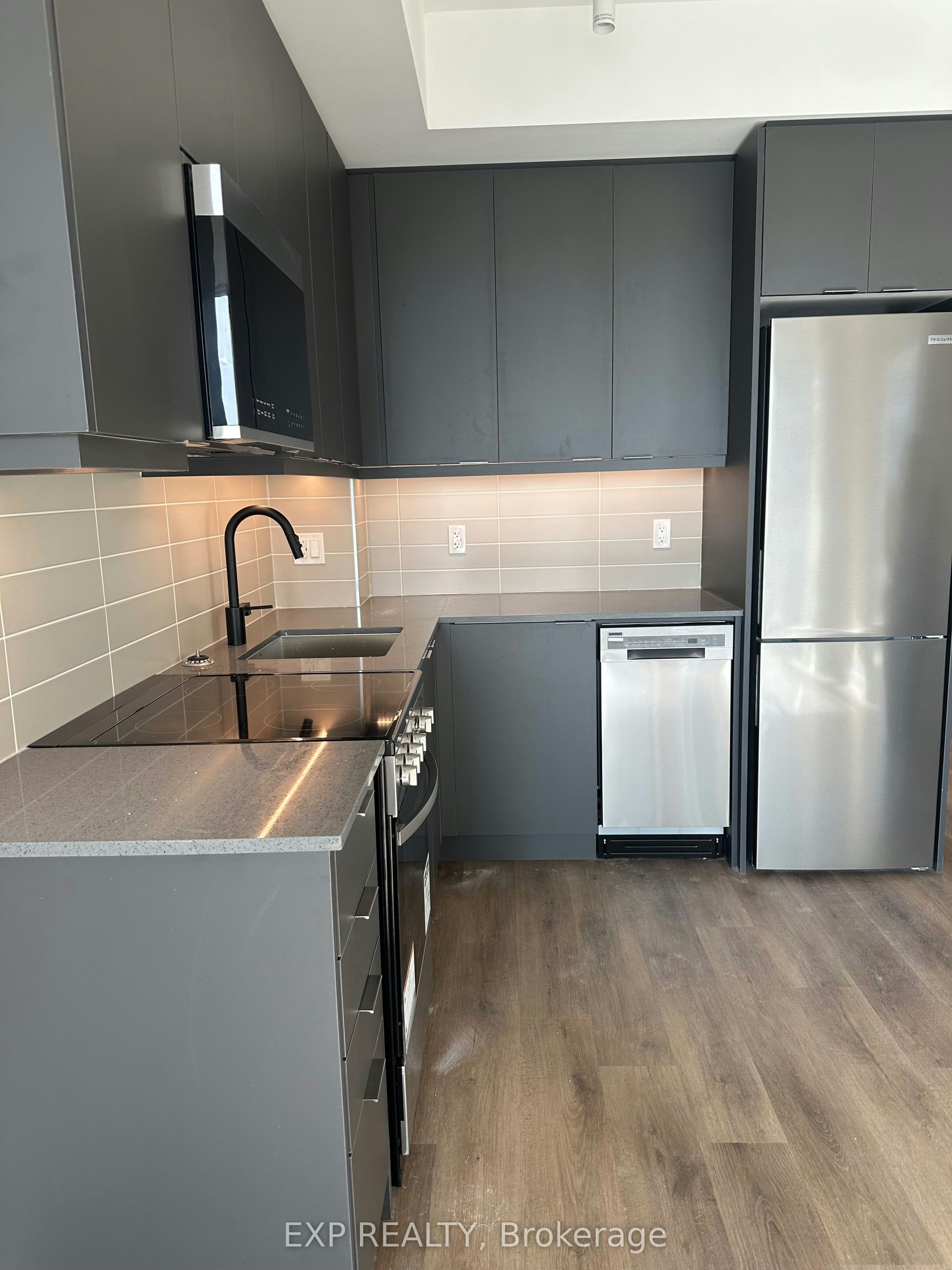 1205B-125 Nipissing Road, Milton, ON, L9T 1R3 - 3
