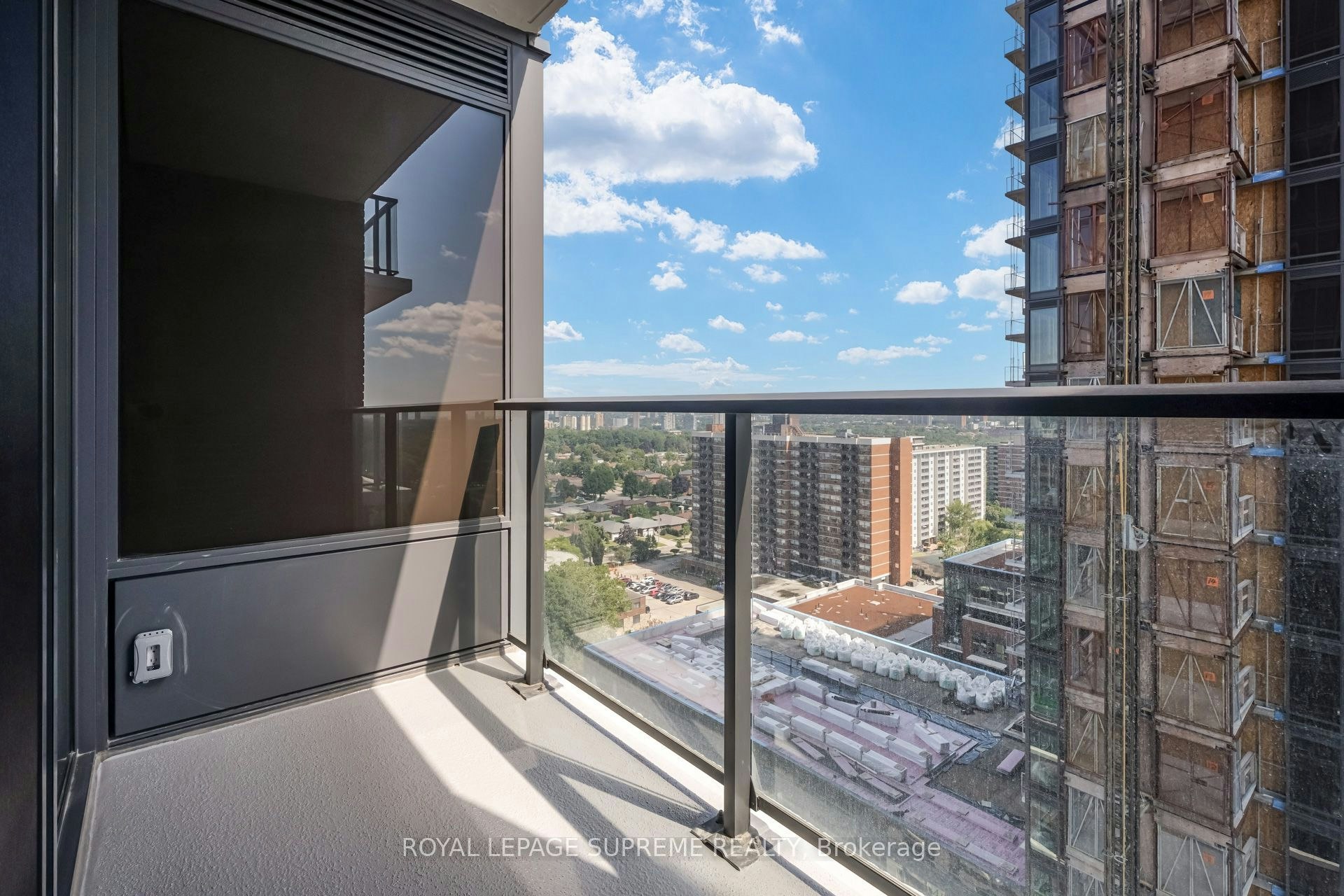 1622-4010 Eglinton Avenue W, Toronto, ON, M9A 0G5 - 27