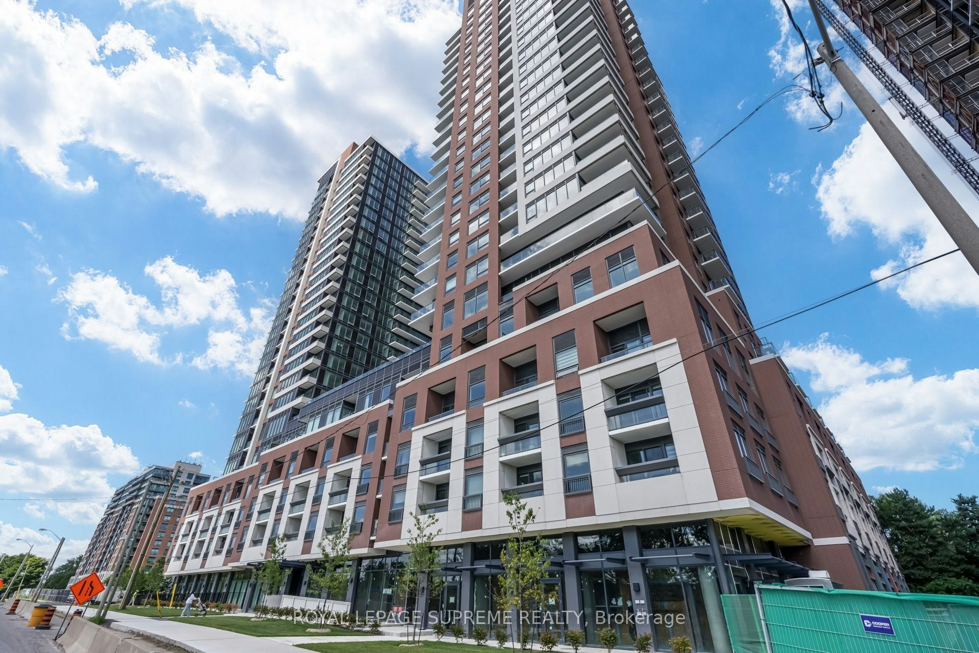 1622-4010 Eglinton Avenue W, Toronto, ON, M9A 0G5