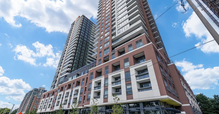 1622-4010 Eglinton Avenue W, Toronto, ON, M9A 0G5