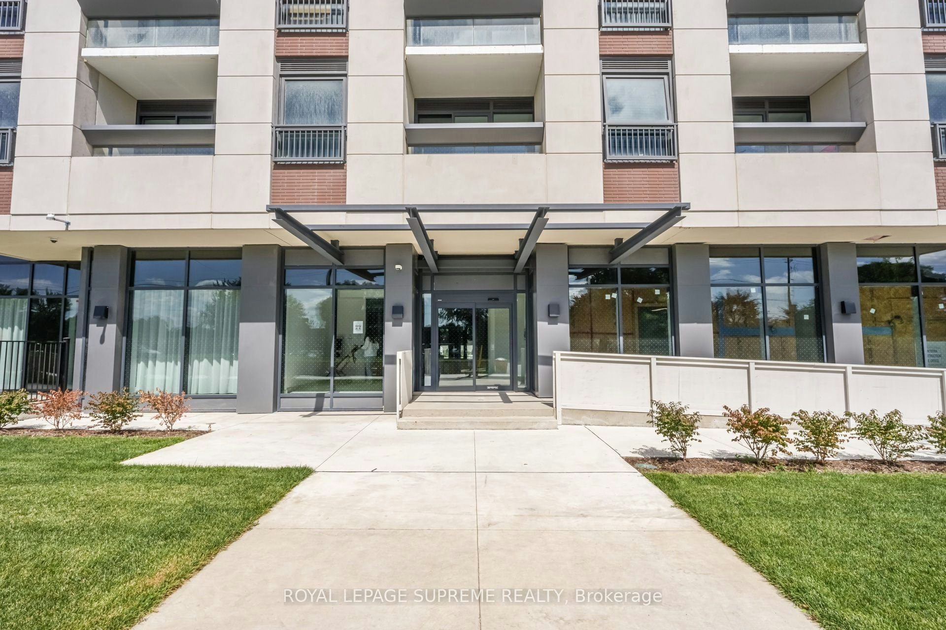 1622-4010 Eglinton Avenue W, Toronto, ON, M9A 0G5 - 2