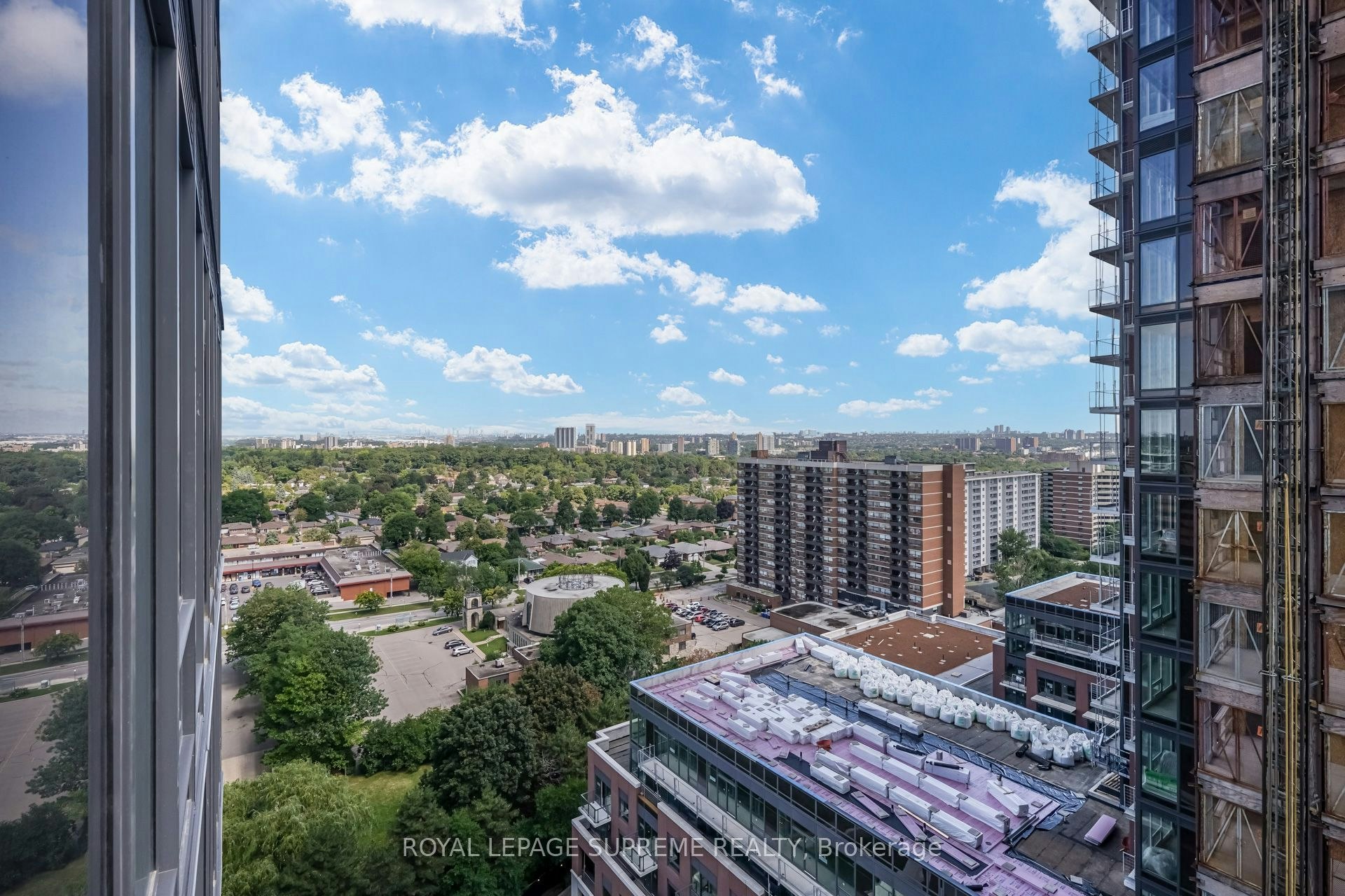 1622-4010 Eglinton Avenue W, Toronto, ON, M9A 0G5 - 24