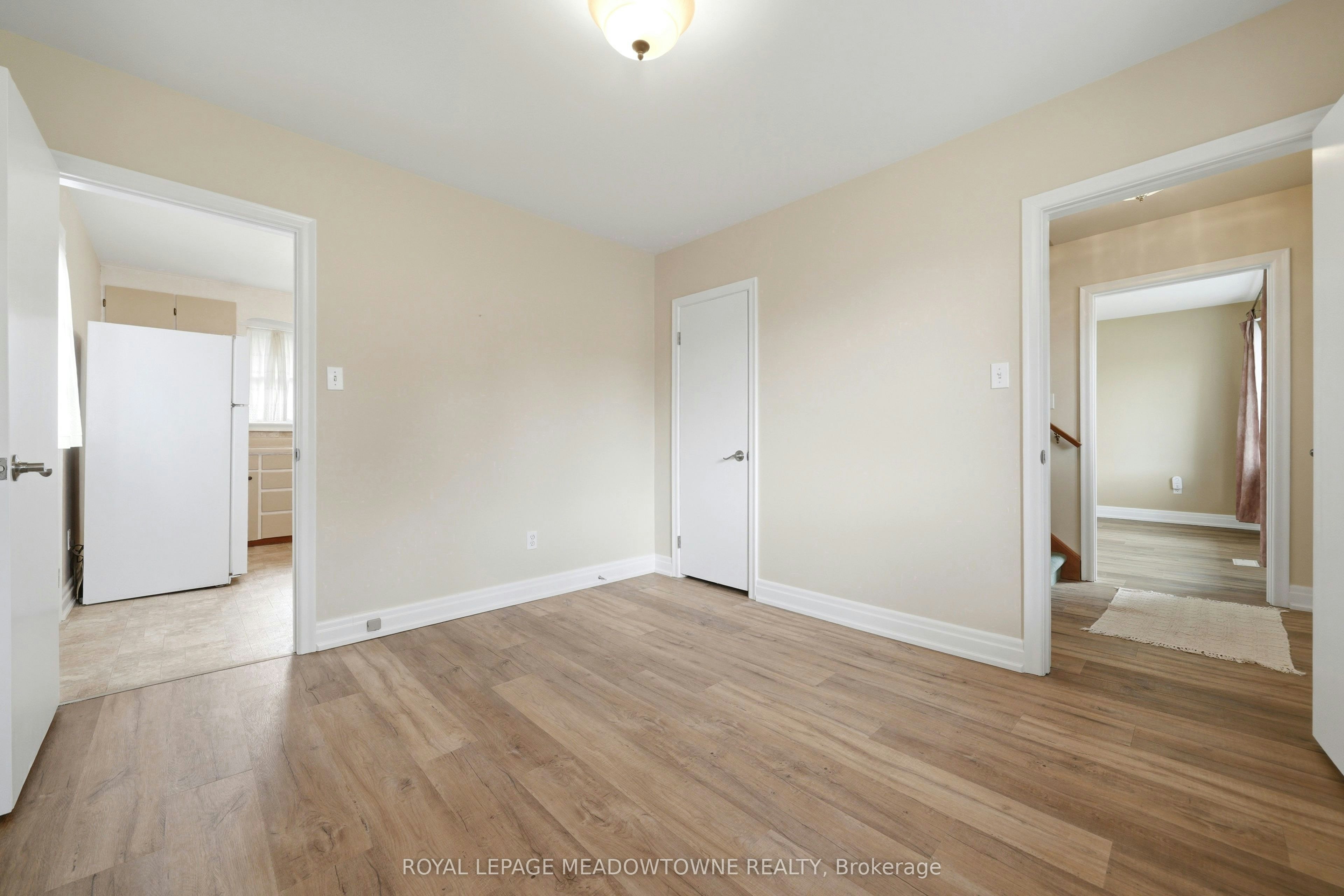 20 Delrex Boulevard, Halton Hills, ON, L7G 3X7 - 19