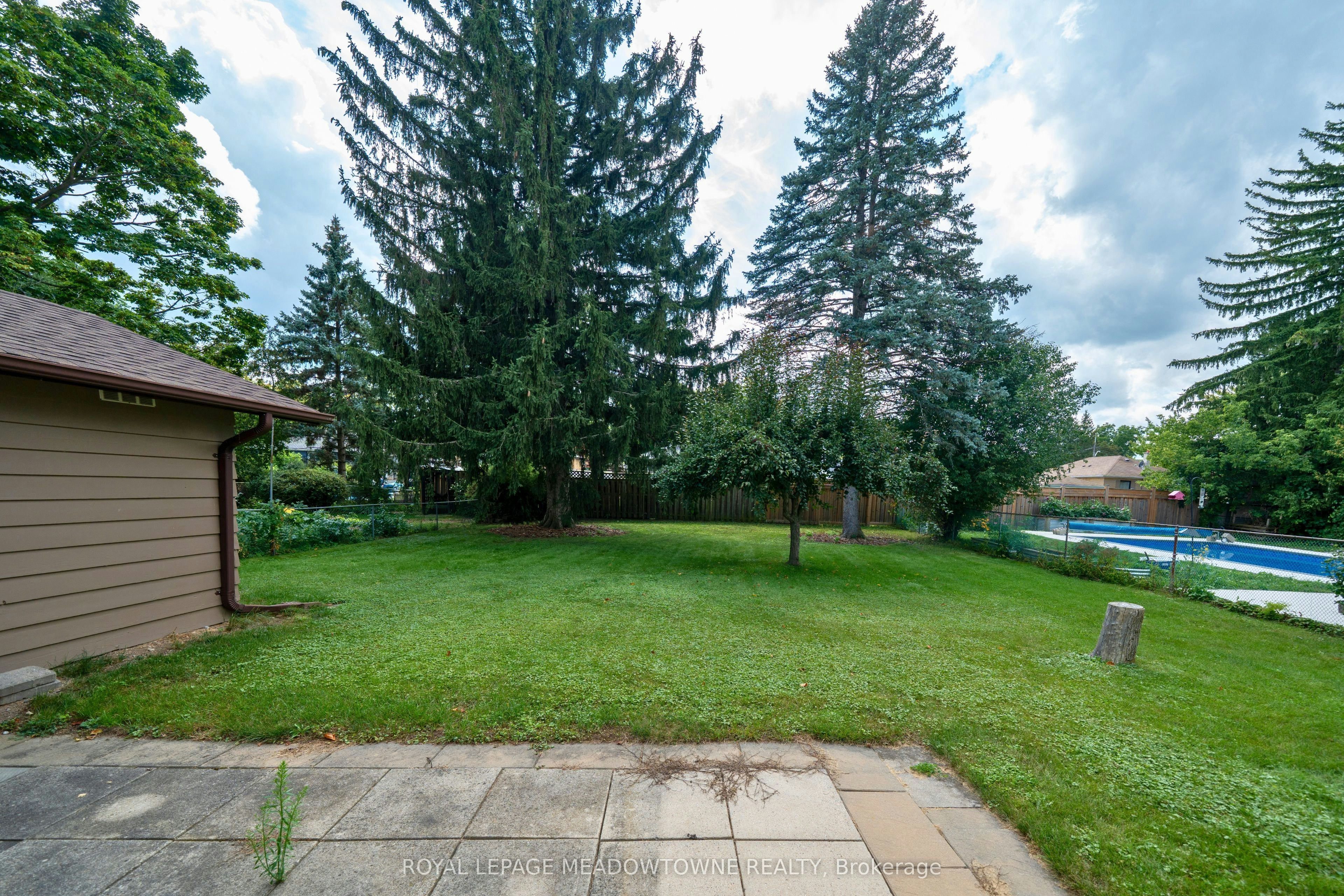 20 Delrex Boulevard, Halton Hills, ON, L7G 3X7 - 35