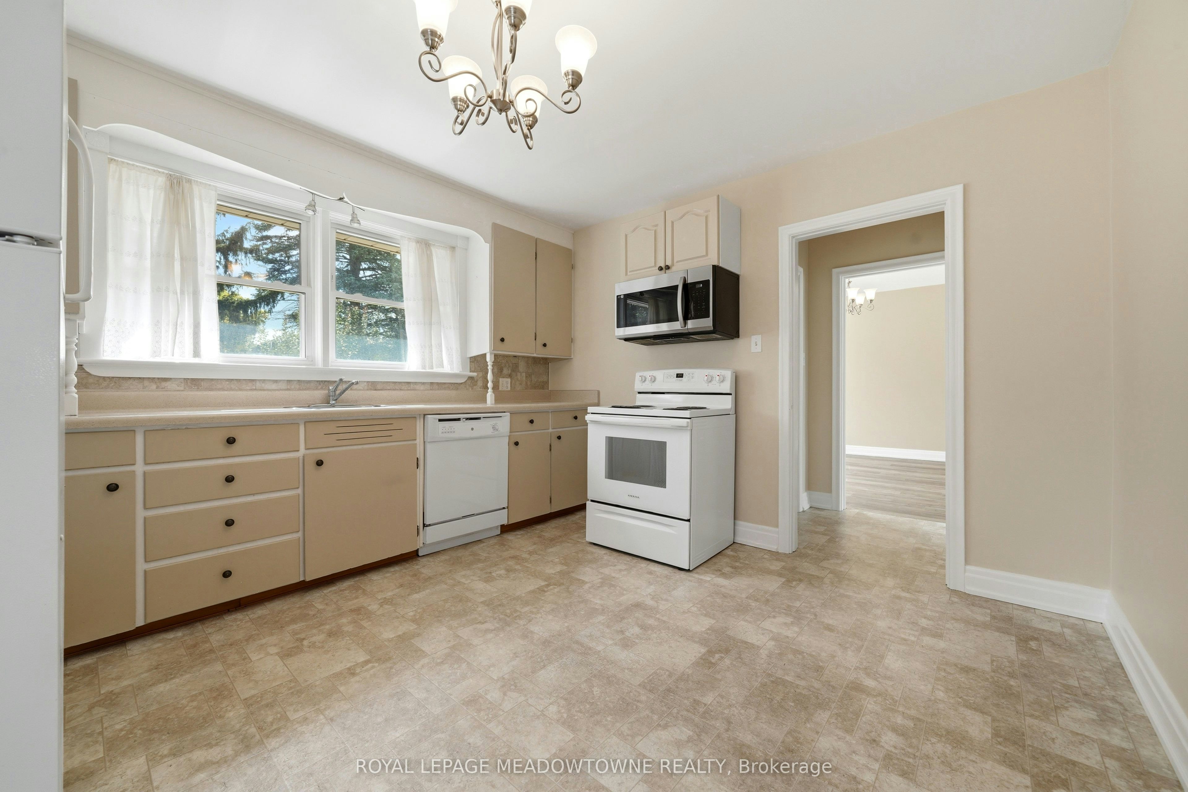 20 Delrex Boulevard, Halton Hills, ON, L7G 3X7 - 15